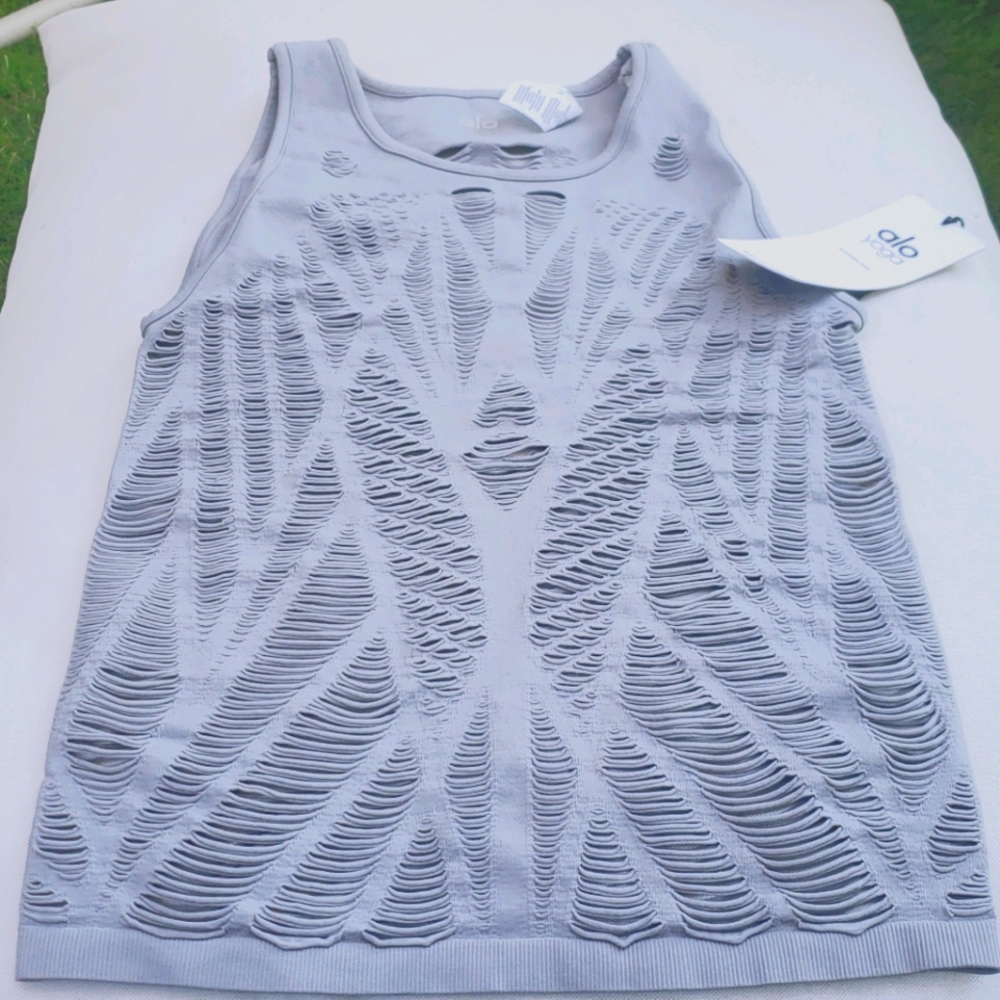 ALO yoga muscle tank grey S